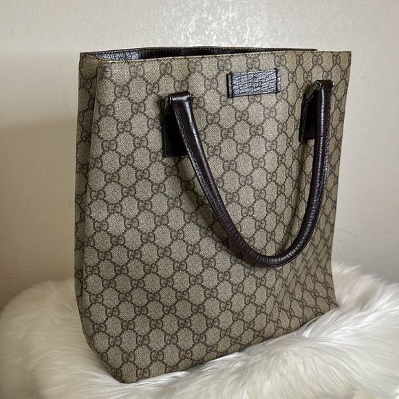💯Authentic Gucci Tote Handbag🍀 - Picture 16 of 17